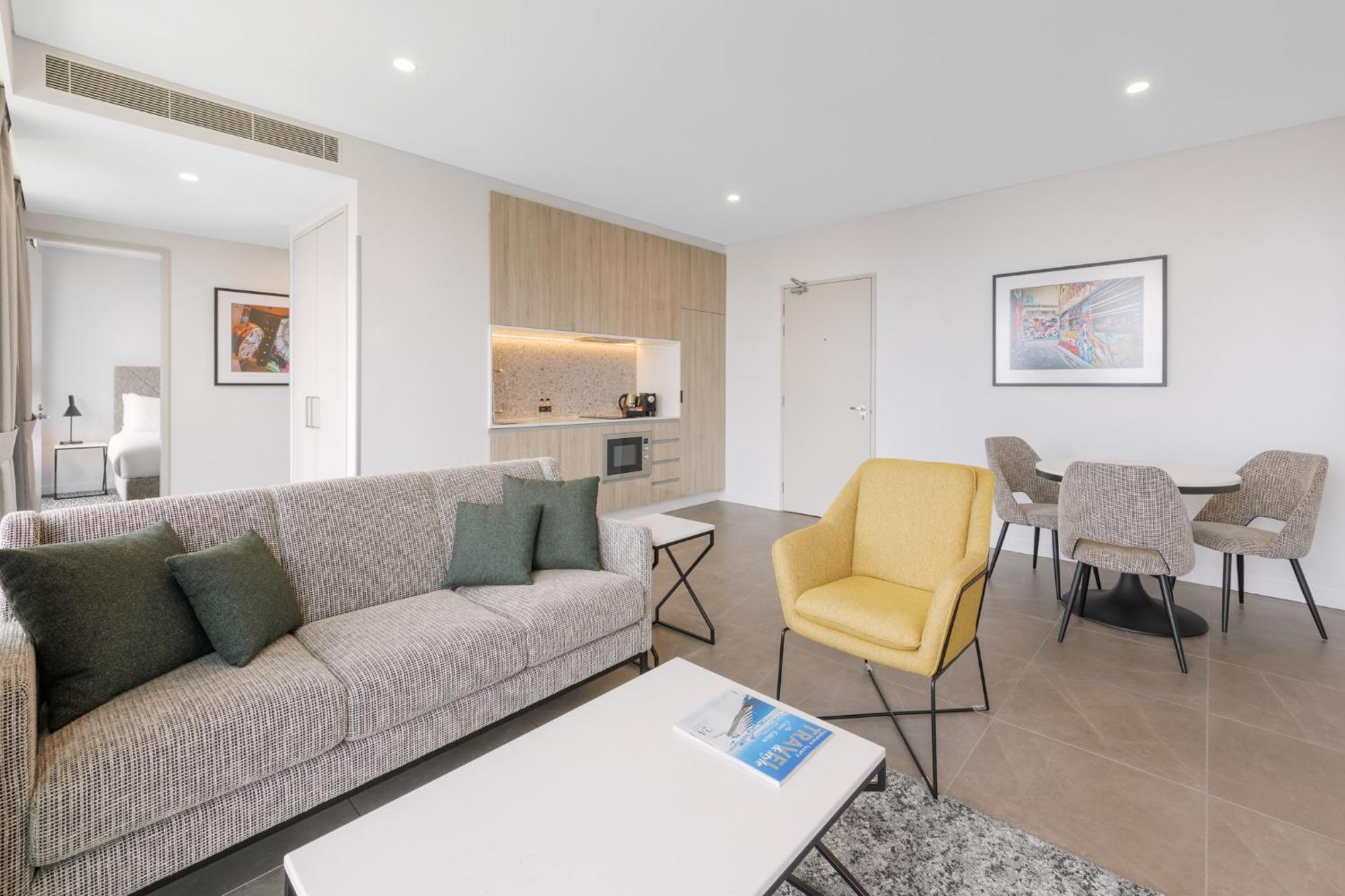 Meriton Suites Μελβούρνη Εξωτερικό φωτογραφία A typical apartment at the hotel
